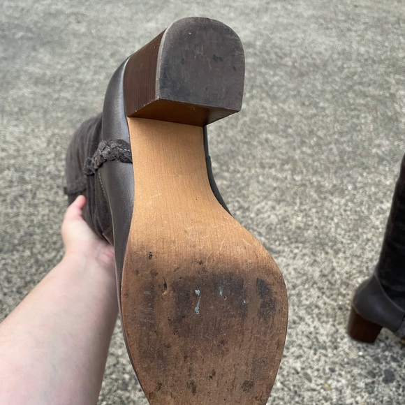 Gray Suede Boots Size 7 - Picture 3 of 10